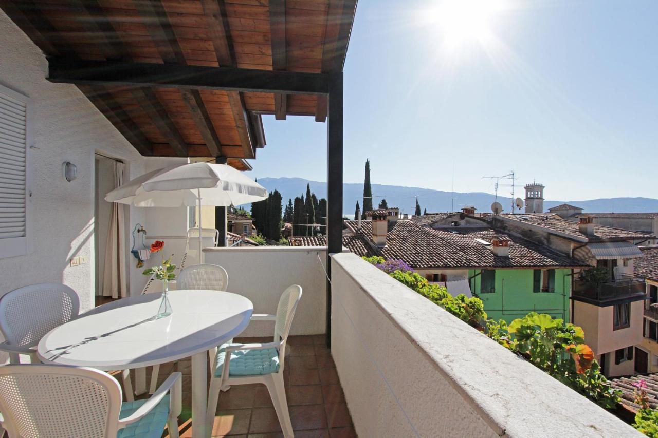 טוסקולנו מדרנו Casa Marsilva - Holiday Apartment With Roof Terrace, Near The Lake מראה חיצוני תמונה