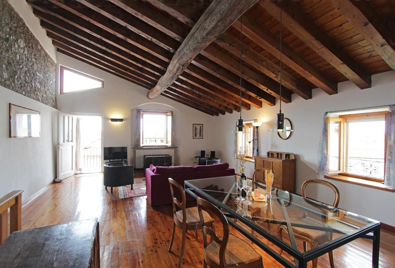 טוסקולנו מדרנו Casa Marsilva - Holiday Apartment With Roof Terrace, Near The Lake מראה חיצוני תמונה