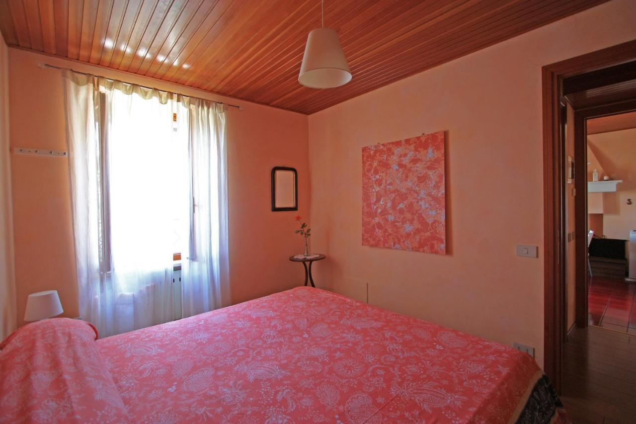 טוסקולנו מדרנו Casa Marsilva - Holiday Apartment With Roof Terrace, Near The Lake מראה חיצוני תמונה